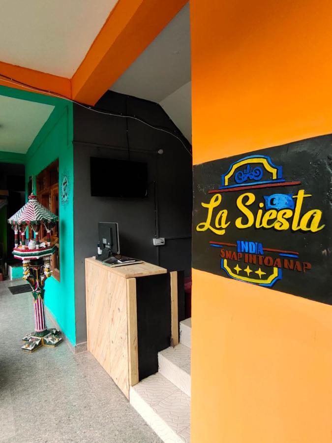 La Siesta India Manali Vandrarhem Exteriör bild