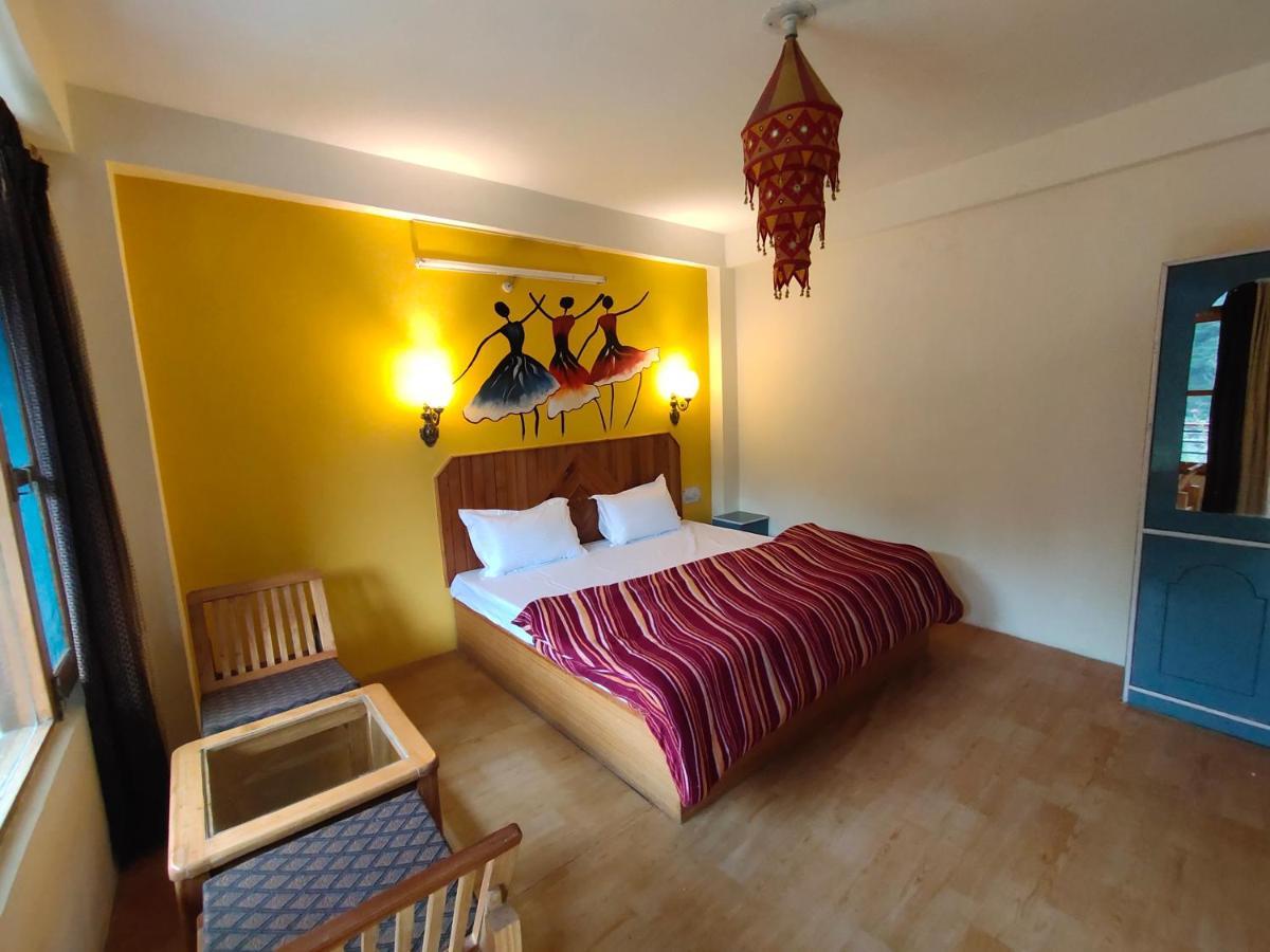 La Siesta India Manali Vandrarhem Exteriör bild