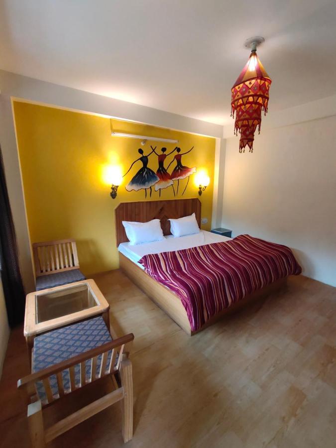 La Siesta India Manali Vandrarhem Exteriör bild