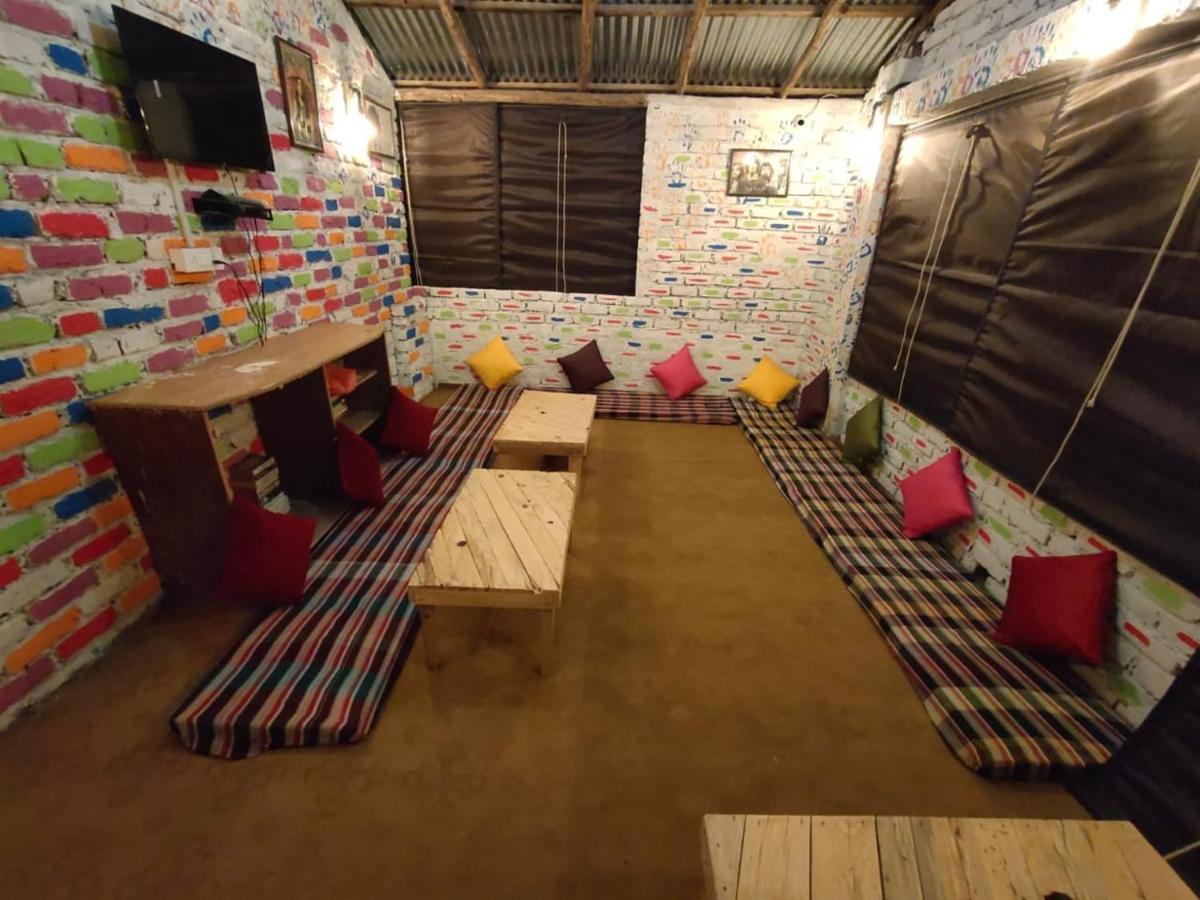 La Siesta India Manali Vandrarhem Exteriör bild