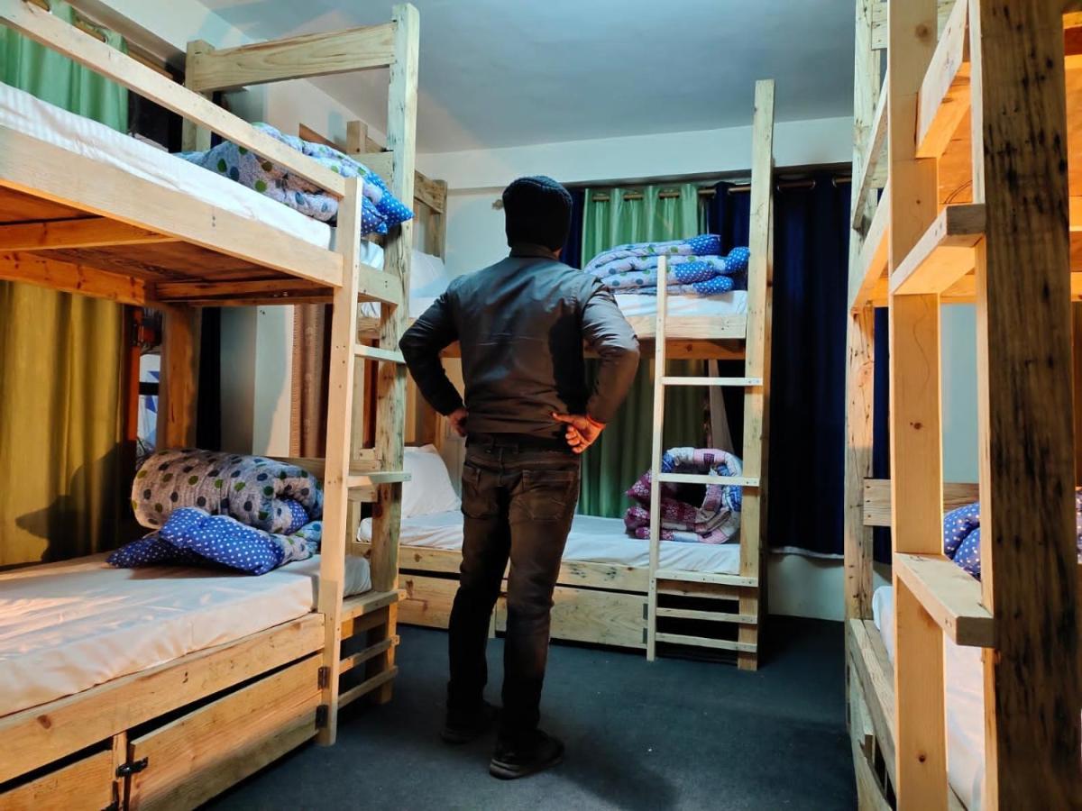 La Siesta India Manali Vandrarhem Exteriör bild
